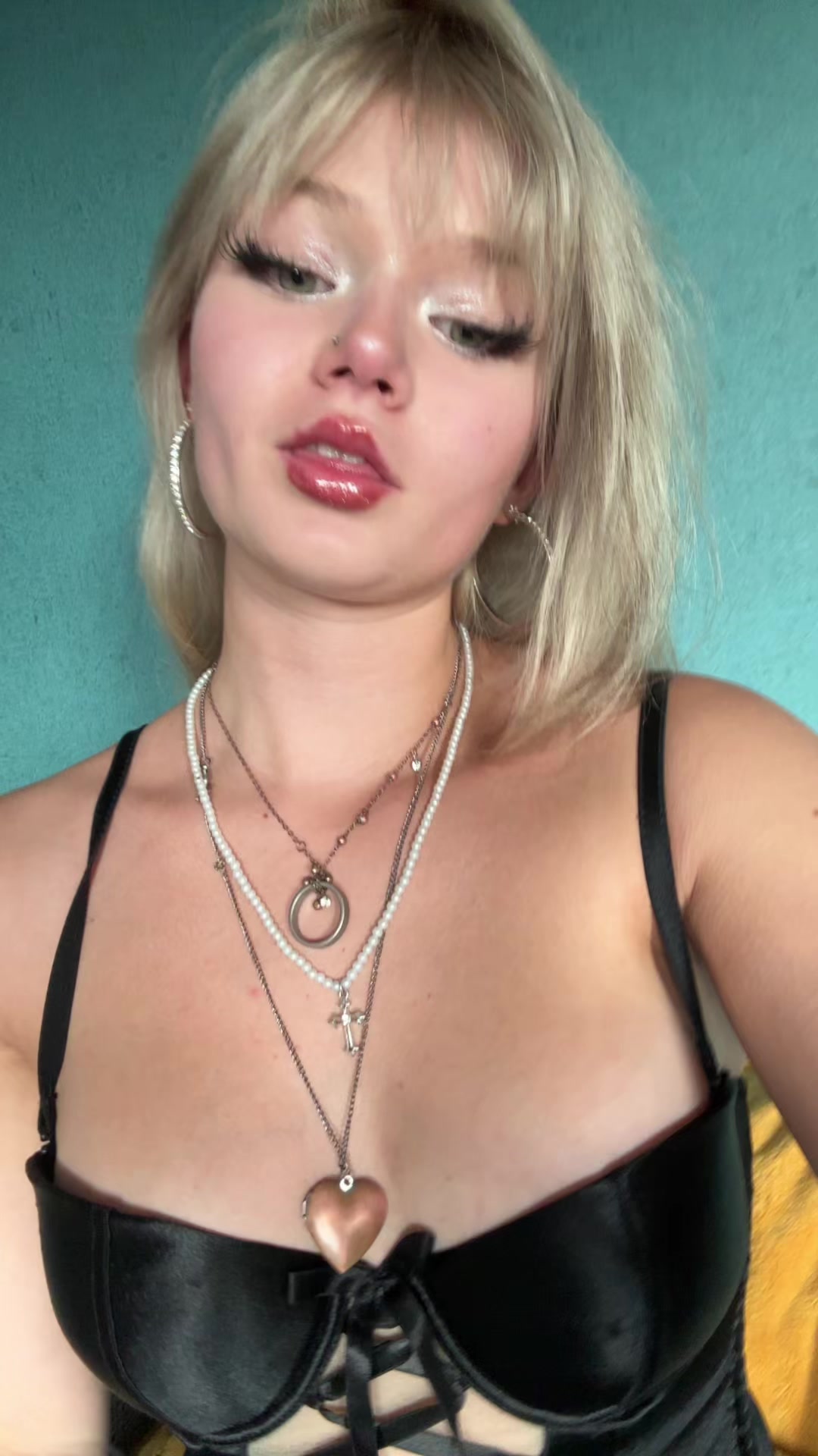 @EMI(nem)🎀