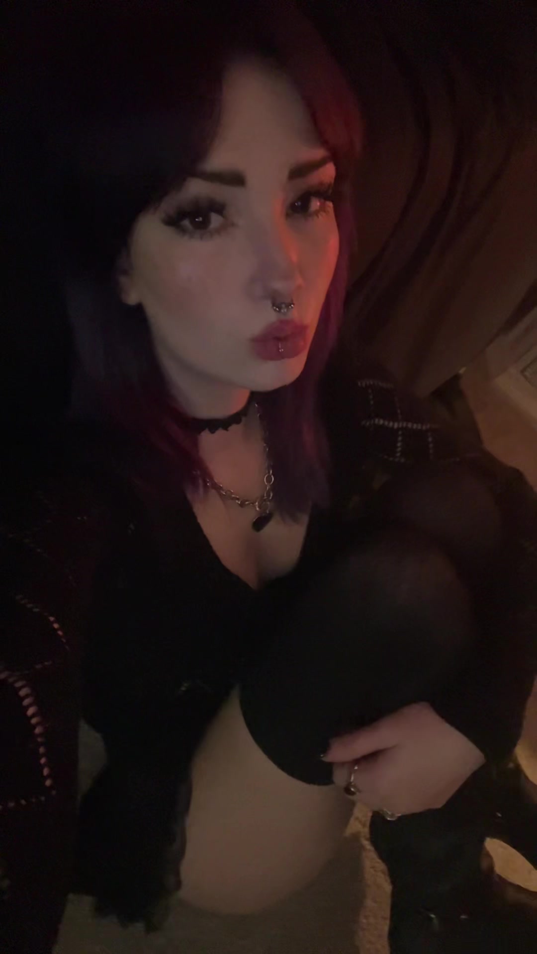 @adi 🧟♀️