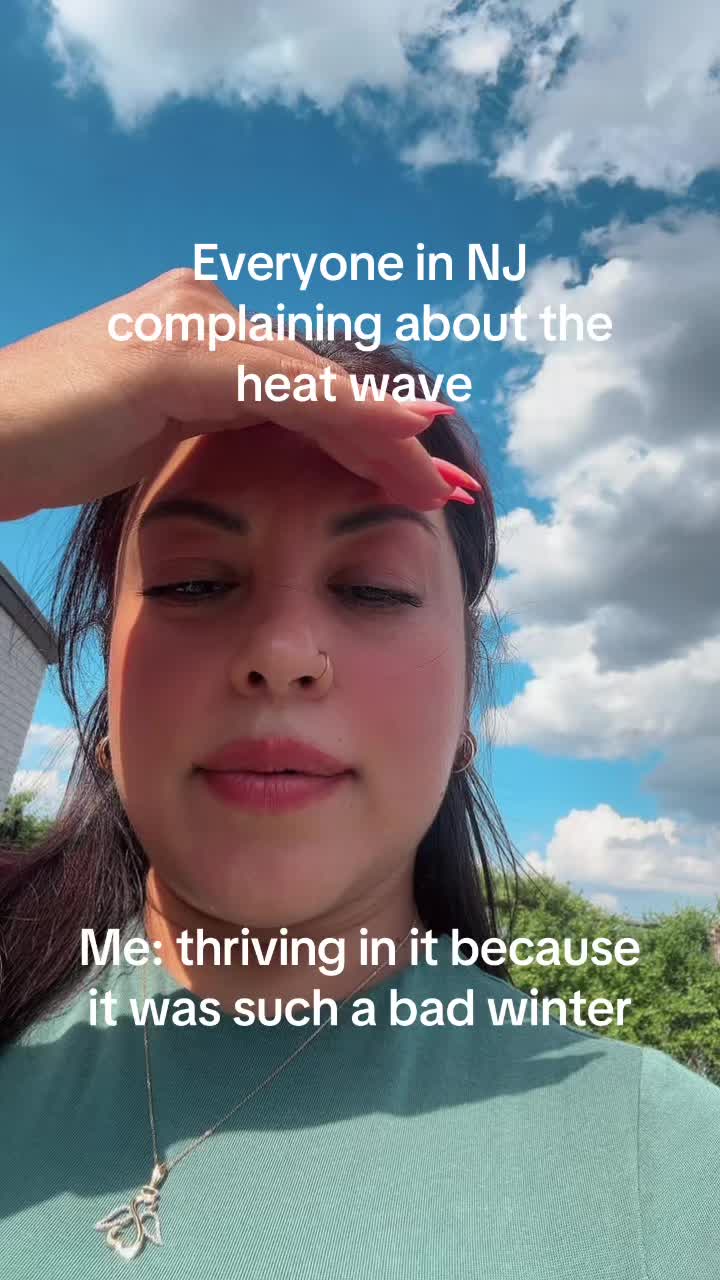 @ur_lady_nana