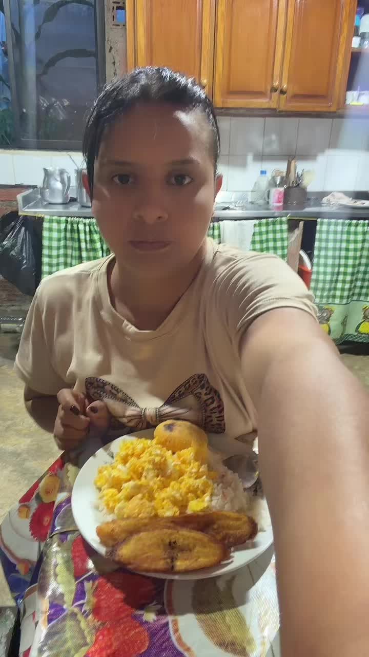 @𝐍𝐀𝐑𝐔🫡💕