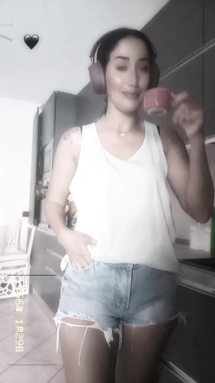 @๐๐๐