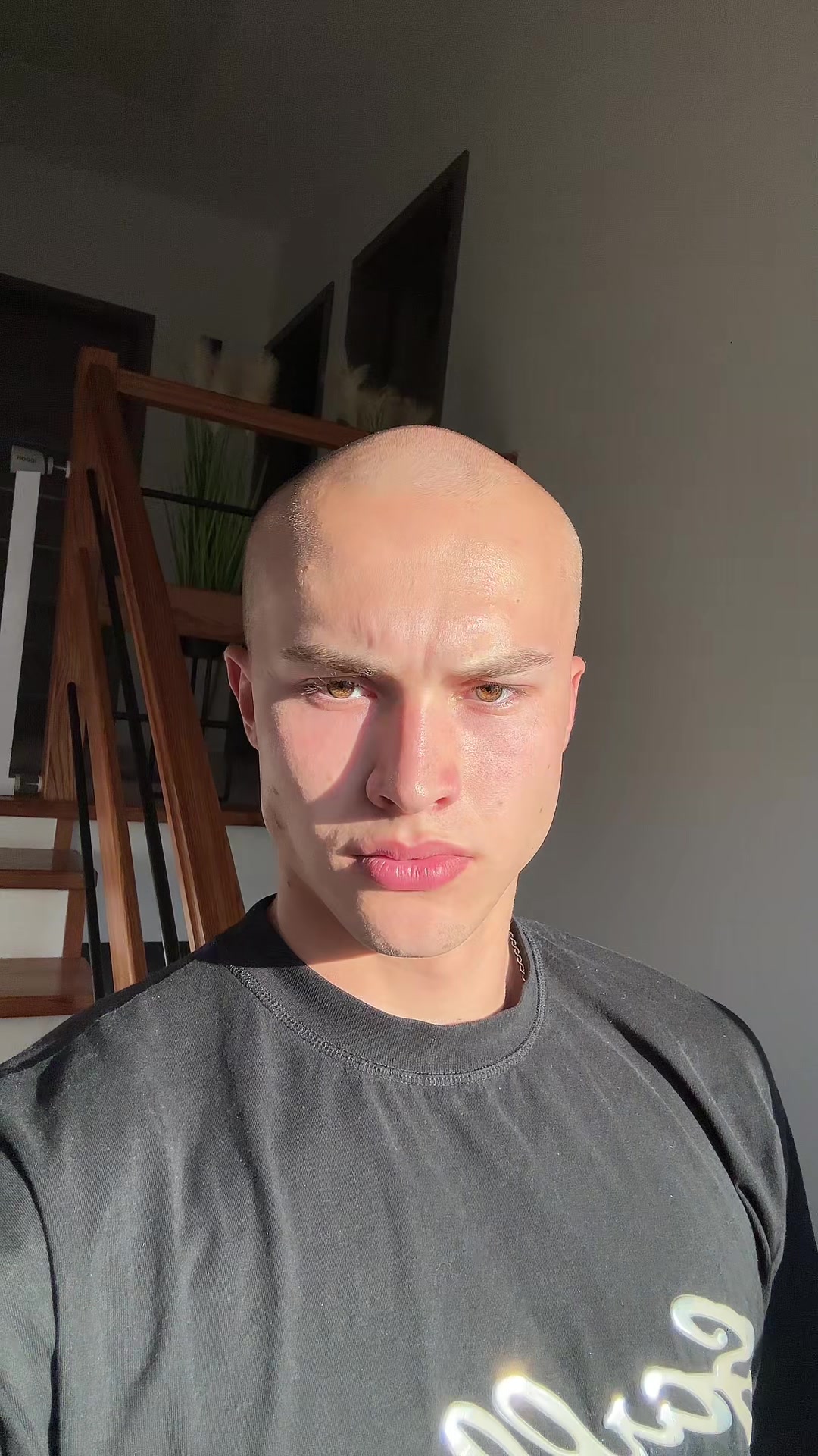 @𝗠𝗘𝗟𝗘𝗫
