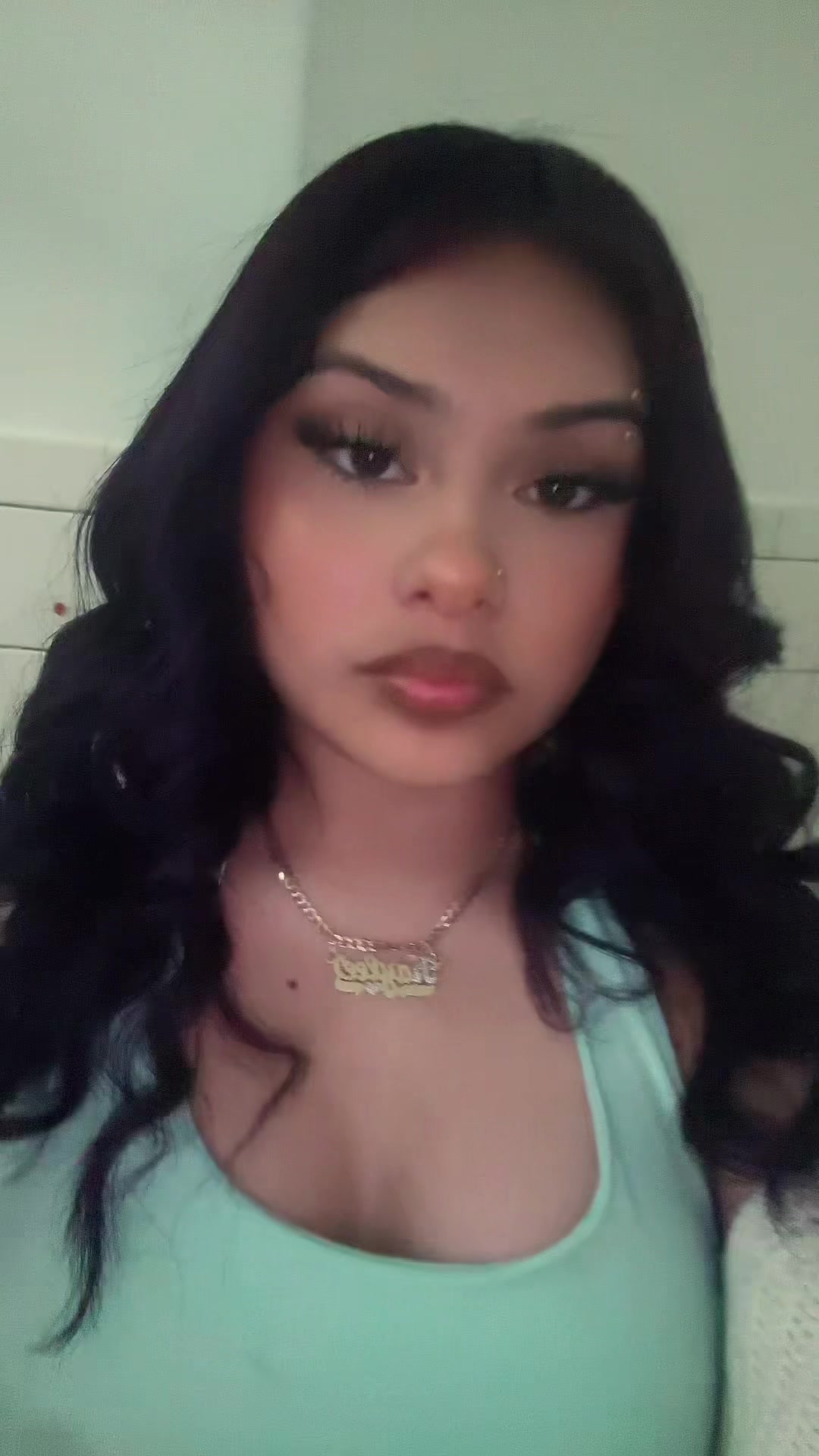 @️