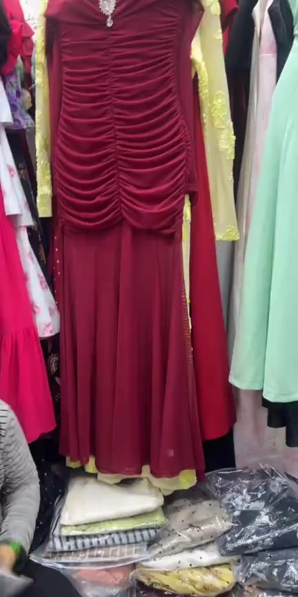 @ads__closet