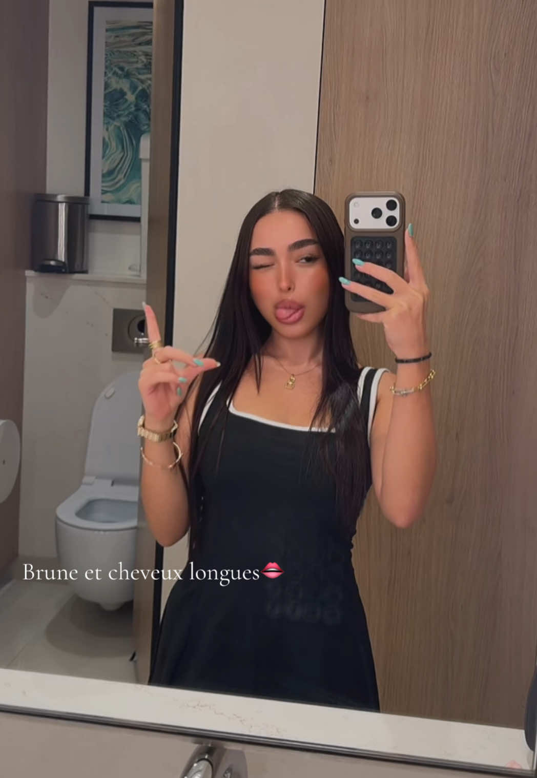 @N A T I🍒