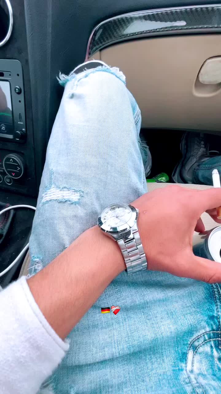 @W&ograve;lf.Kavk&agrave;l