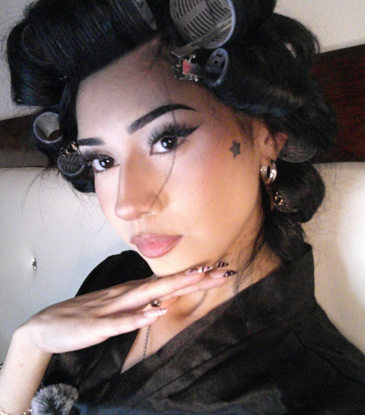 @Strawberryluvr