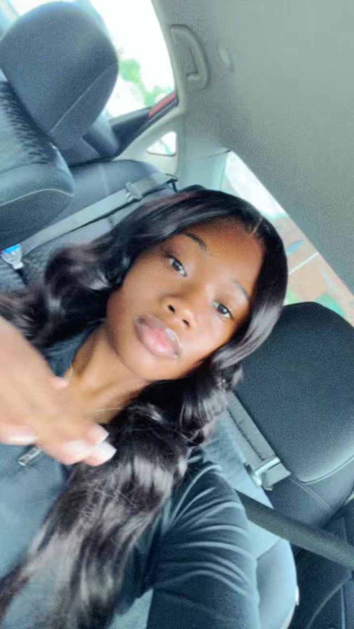 @dsirenotdesire😉