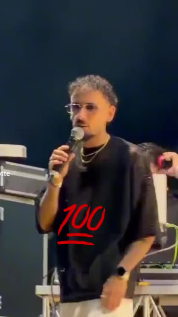 @Giovanna Manzaro