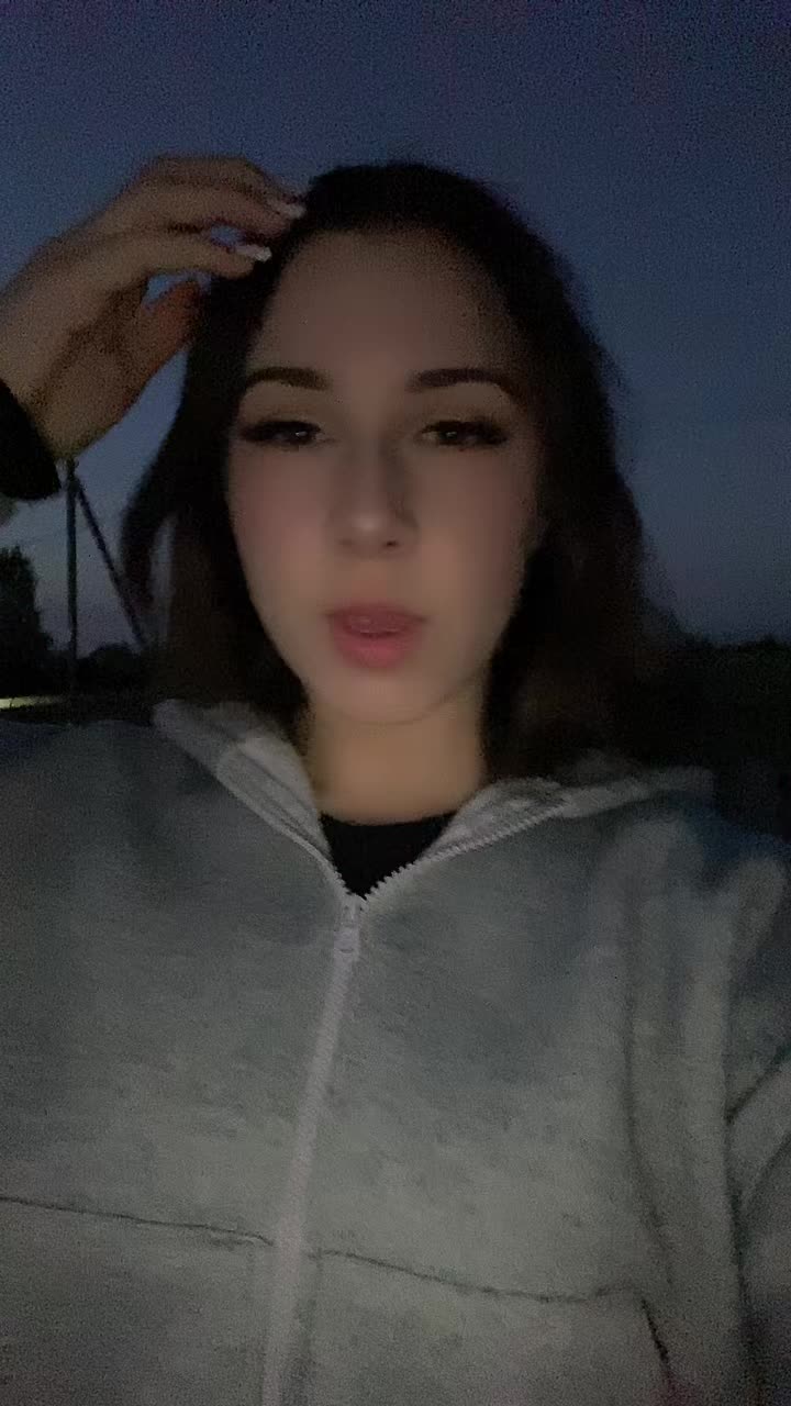 @#akimova