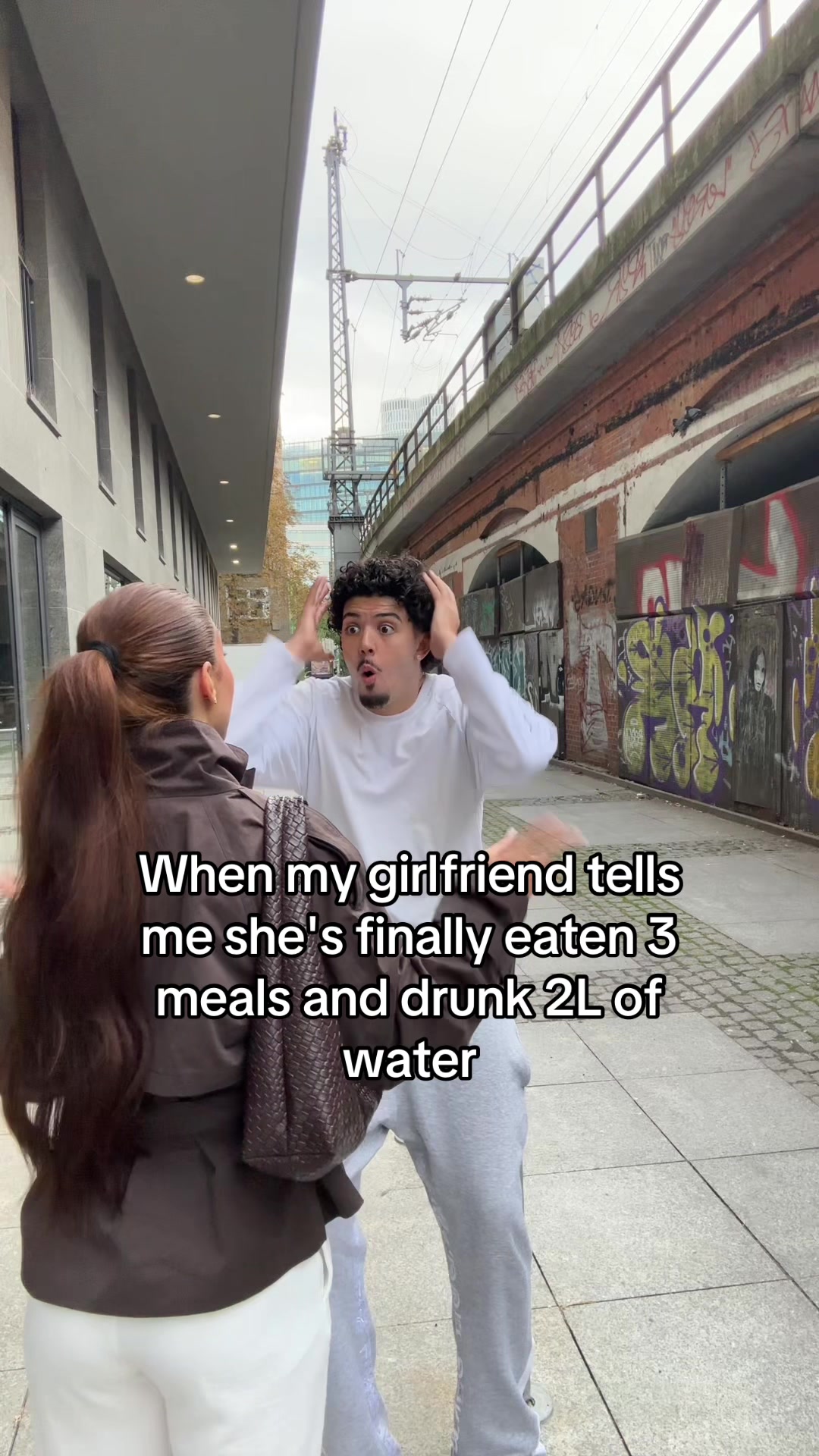 @E&M
