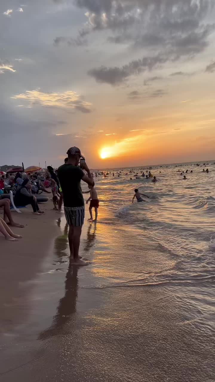 @𝓐𝓫𝓭𝓮𝓷𝓷𝓸𝓾𝓻-𝓜13🦅