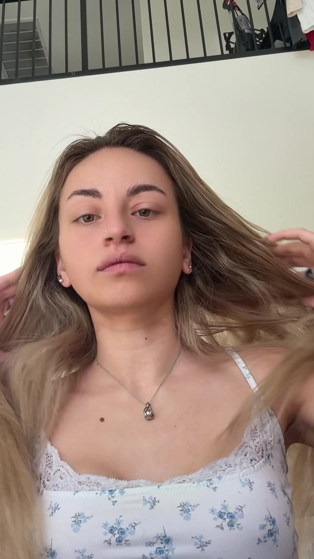 @notzoe.serena
