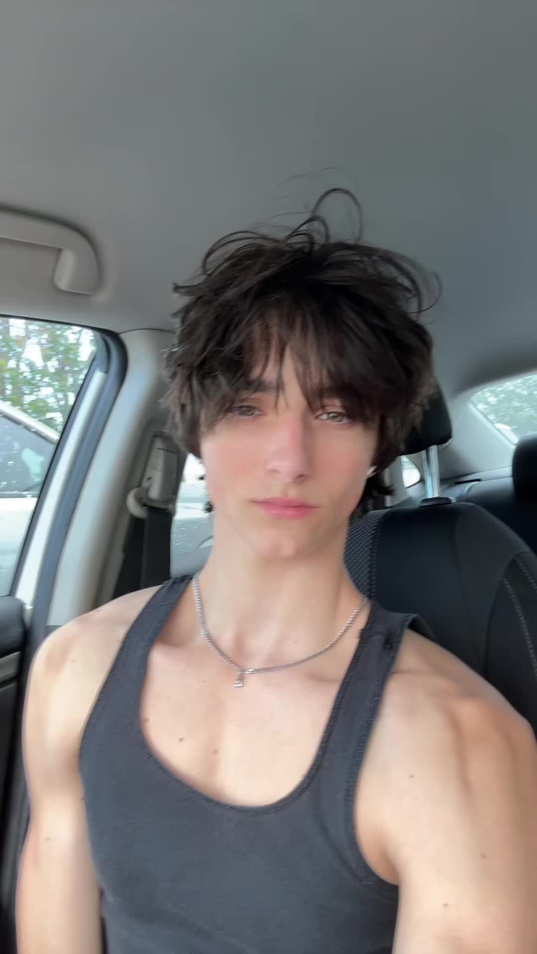 @Gabrian