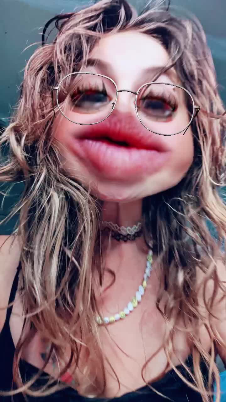 @Honeybeebaby