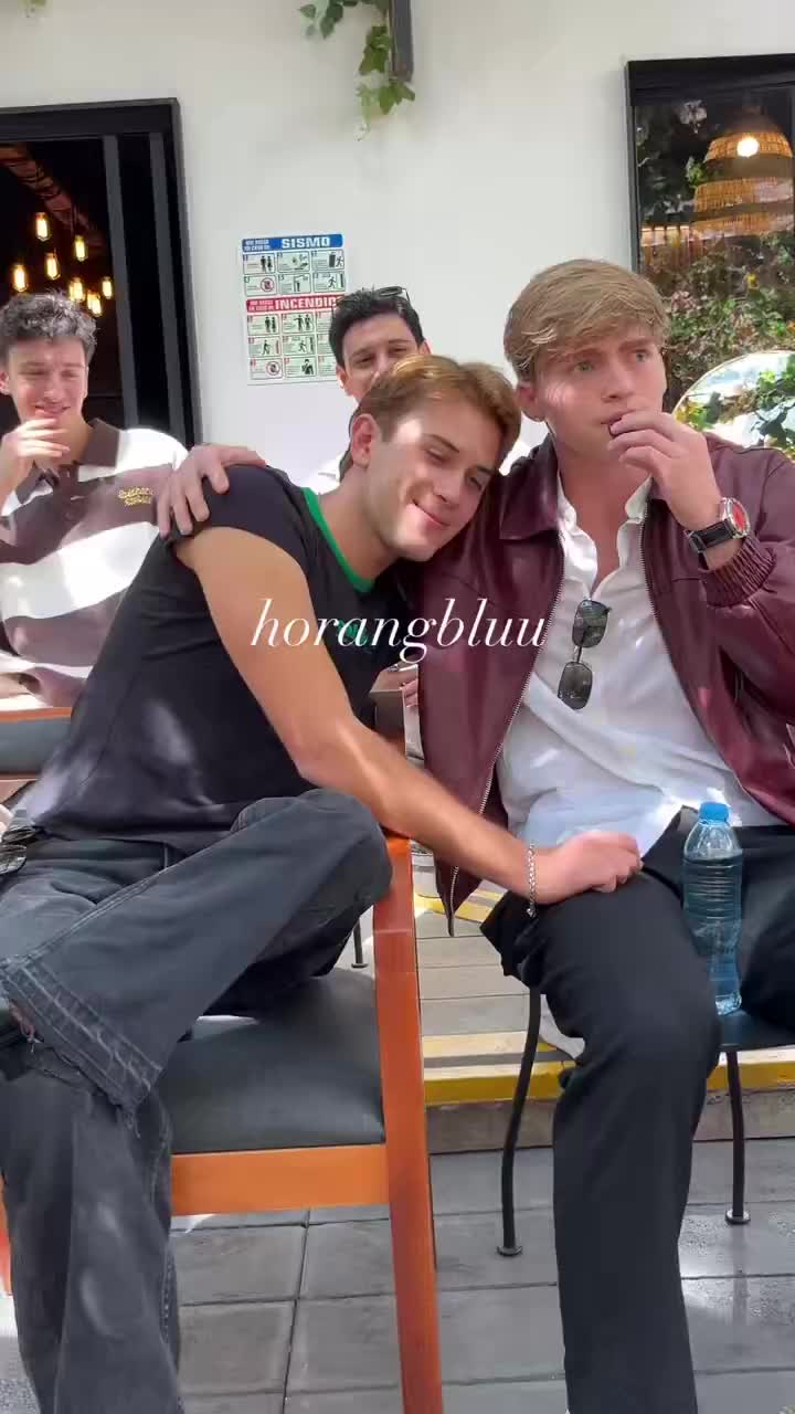 @moanaverse