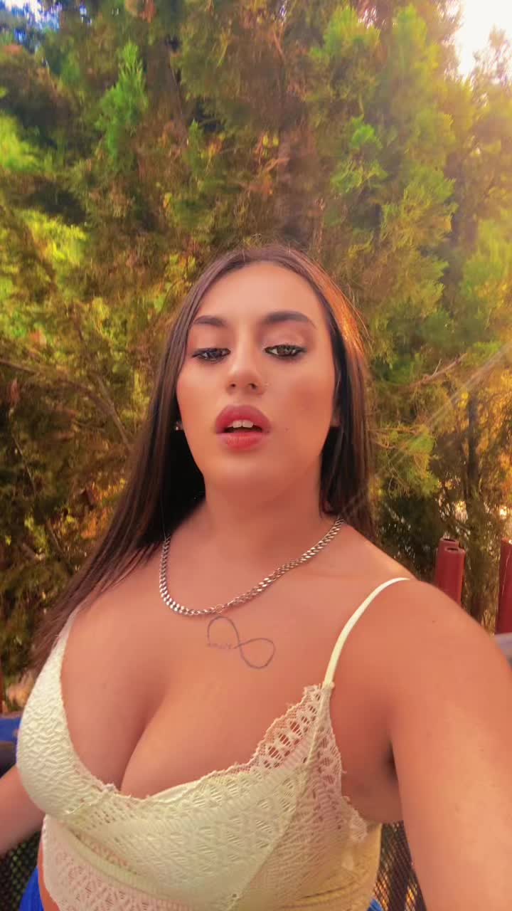 @𝔜𝔞𝔦𝔷𝔞💋