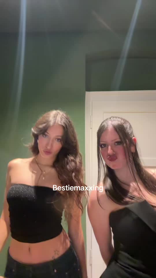 @safiya ⚢