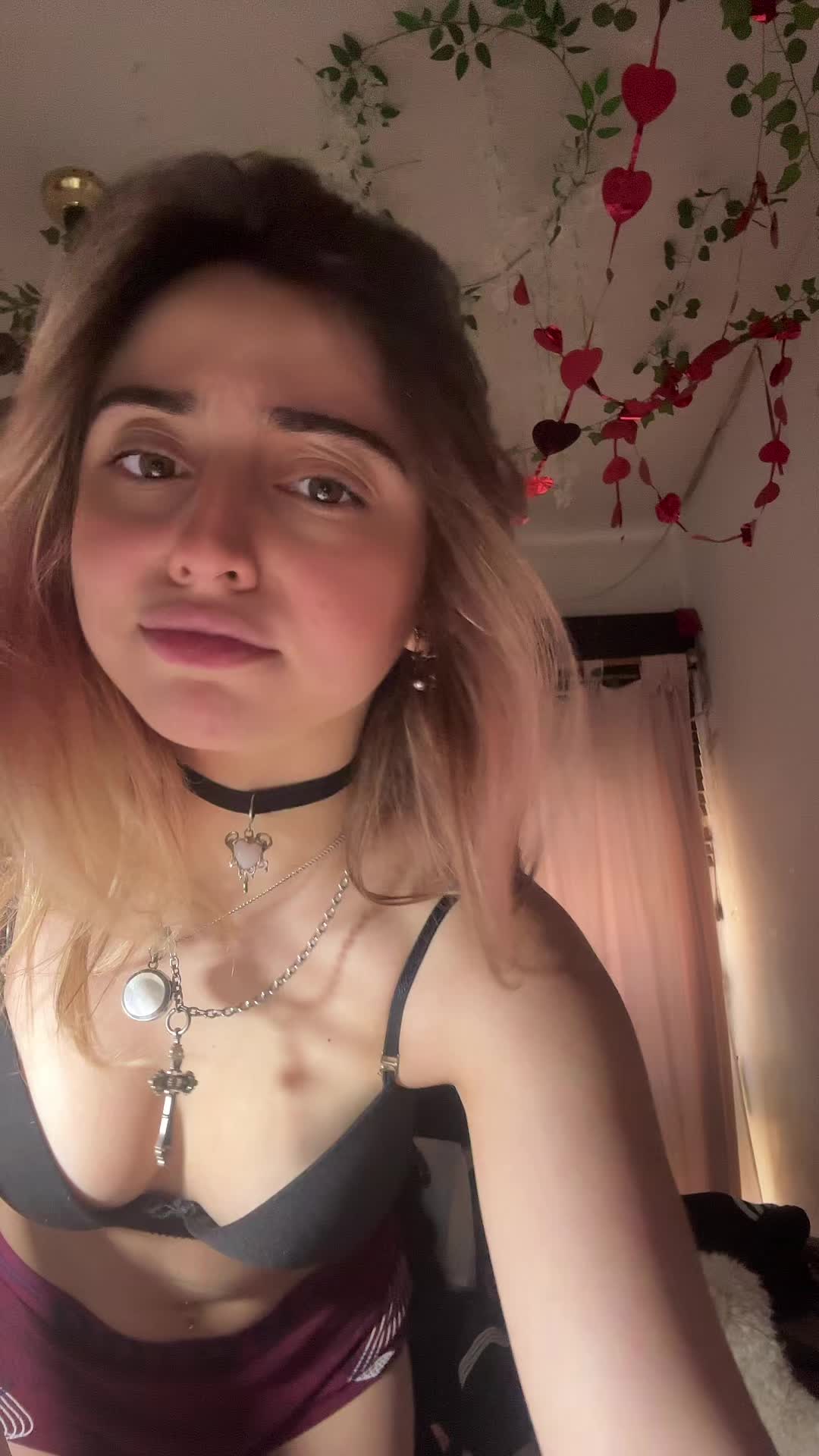 @viuxyta