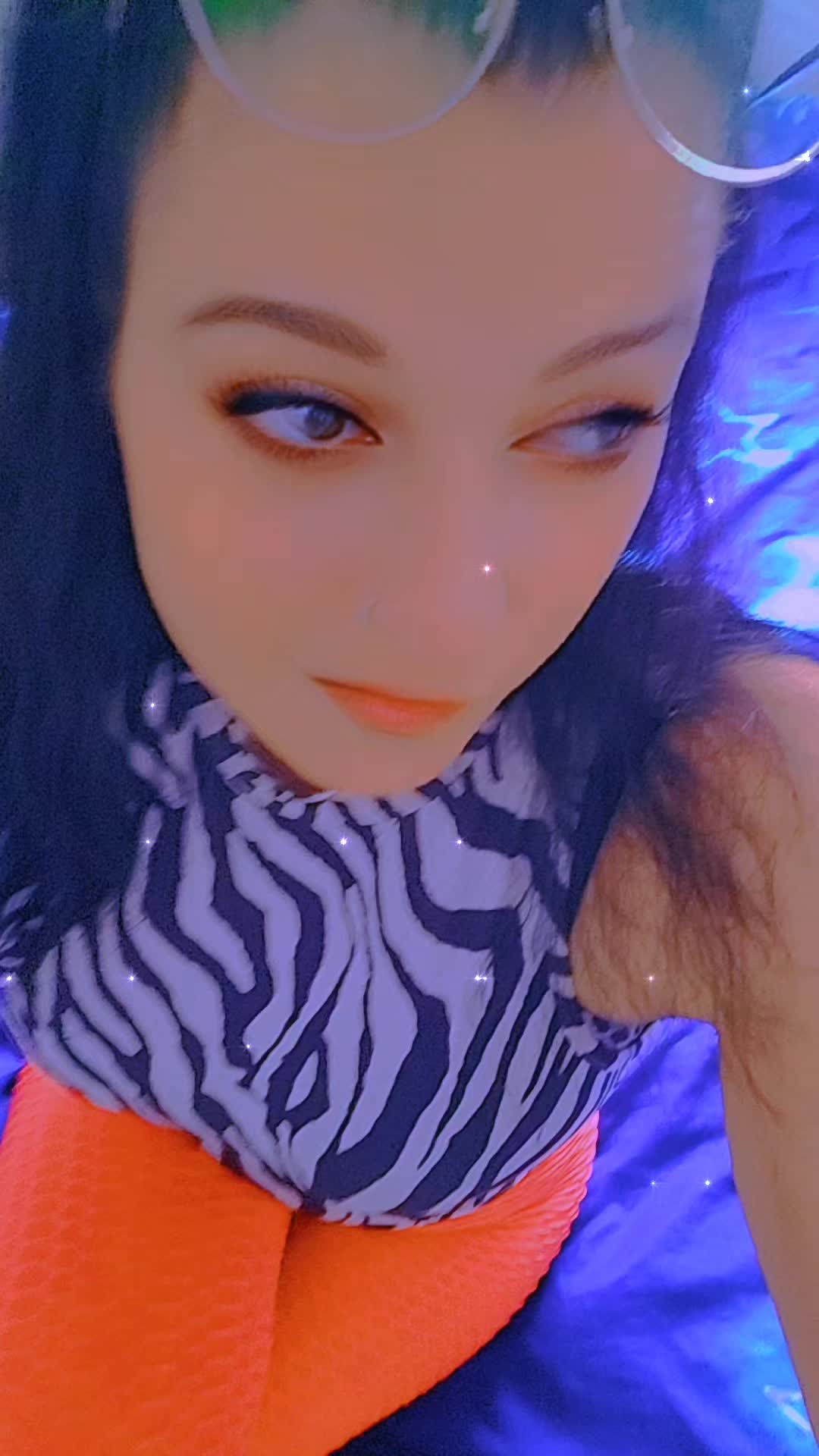 @Королева Хаоса ✌️