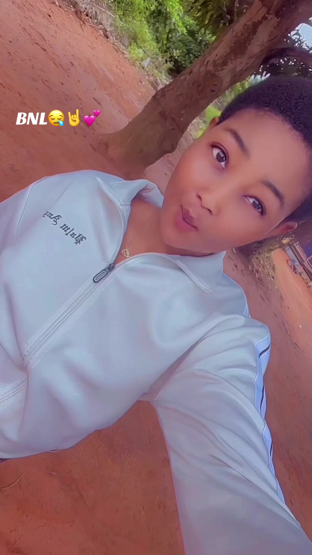 @…..🖇️Realest 🦋Afyah 💦💕