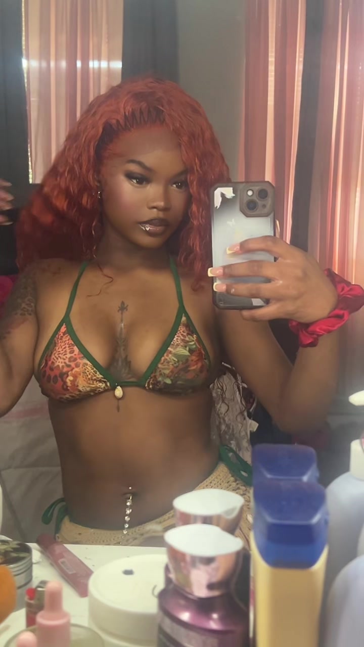 @💋