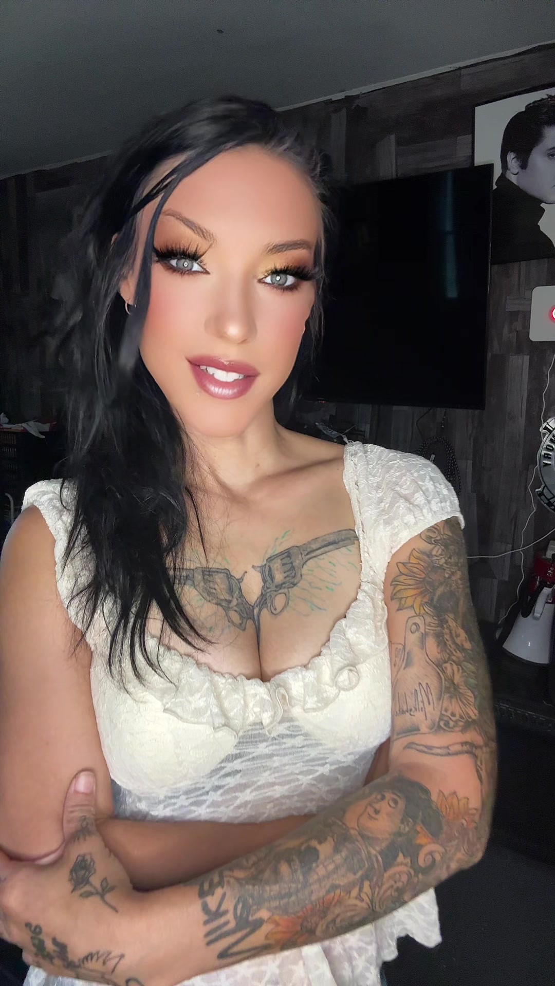 @The-Queen-of-Misfits