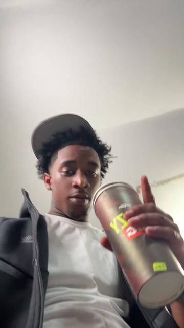 @Shechosesteezy