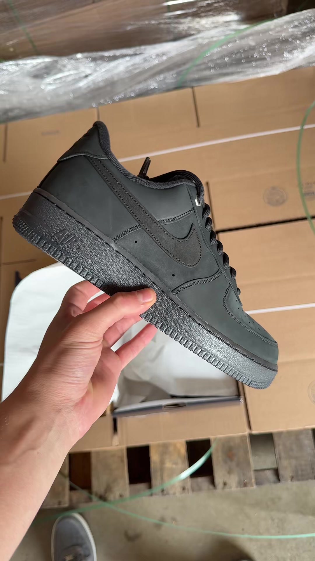 @VERIFIED SNEAKER DEALS
