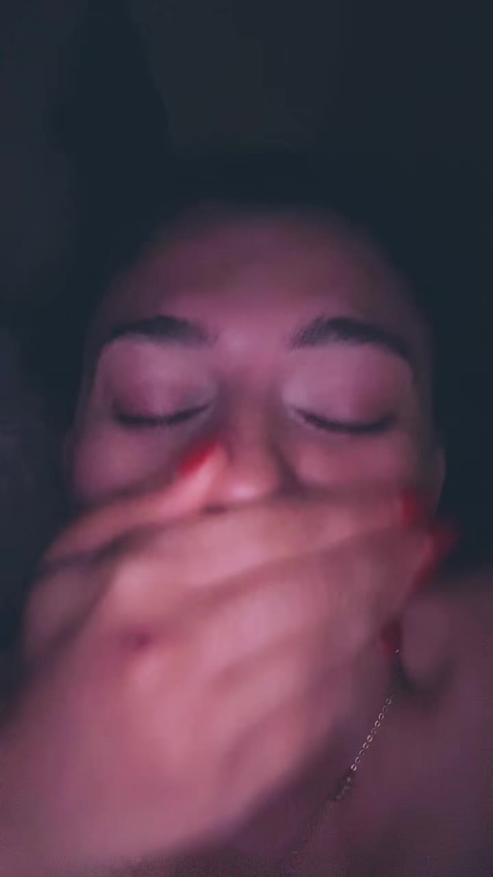 @MiraBks
