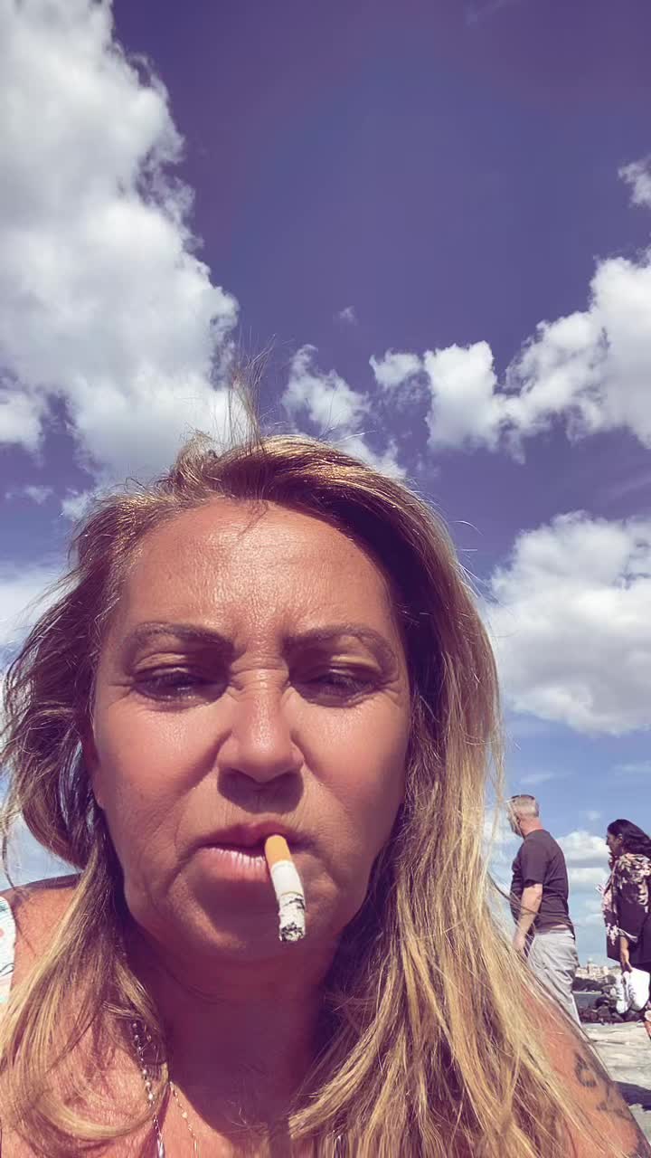 @Tina