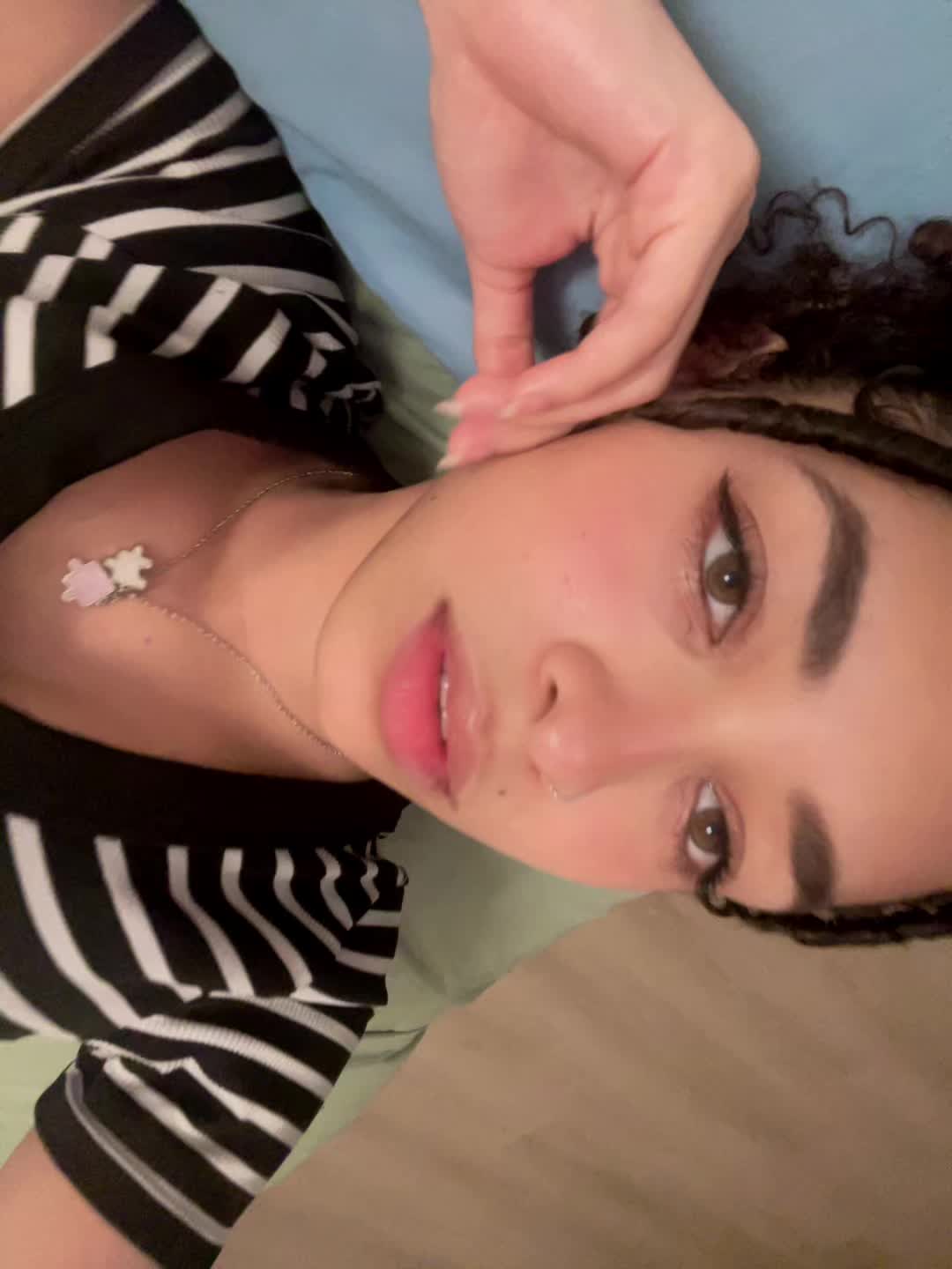 @Alexa💋