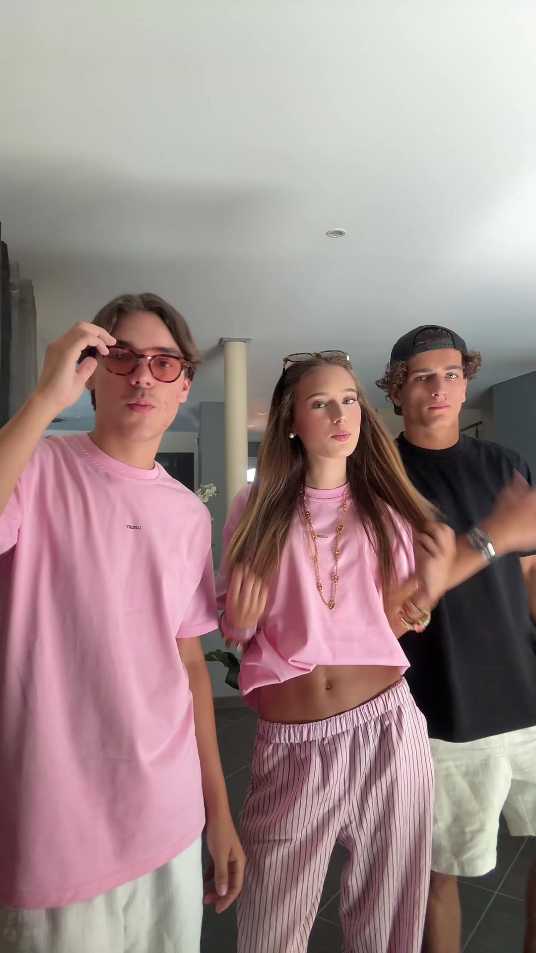 @𝐀𝐗𝐄𝐋