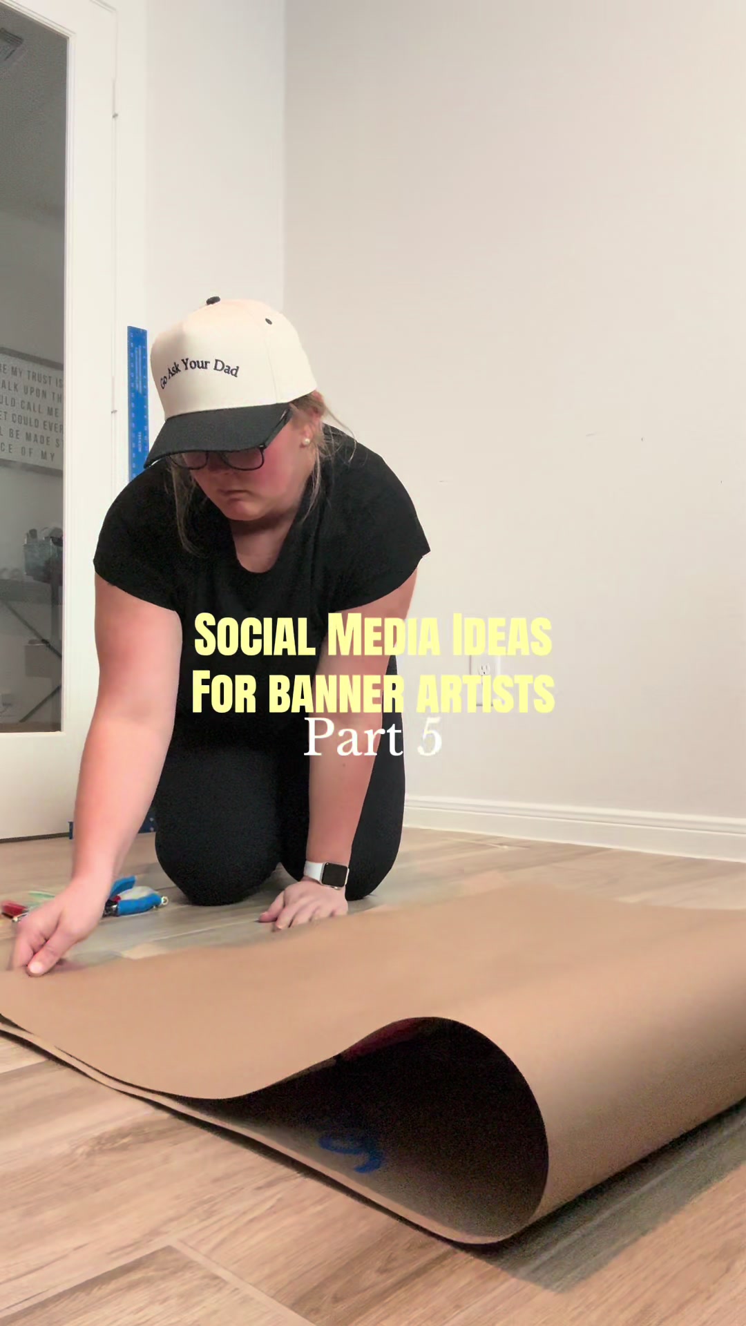 @Lindsey | Banner Artist & Mom