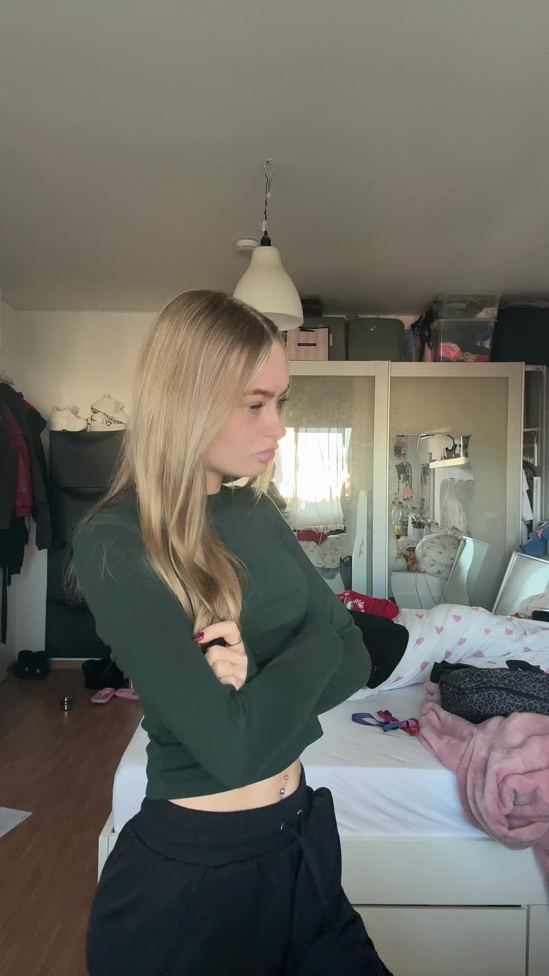@Alyssa Haley♊︎