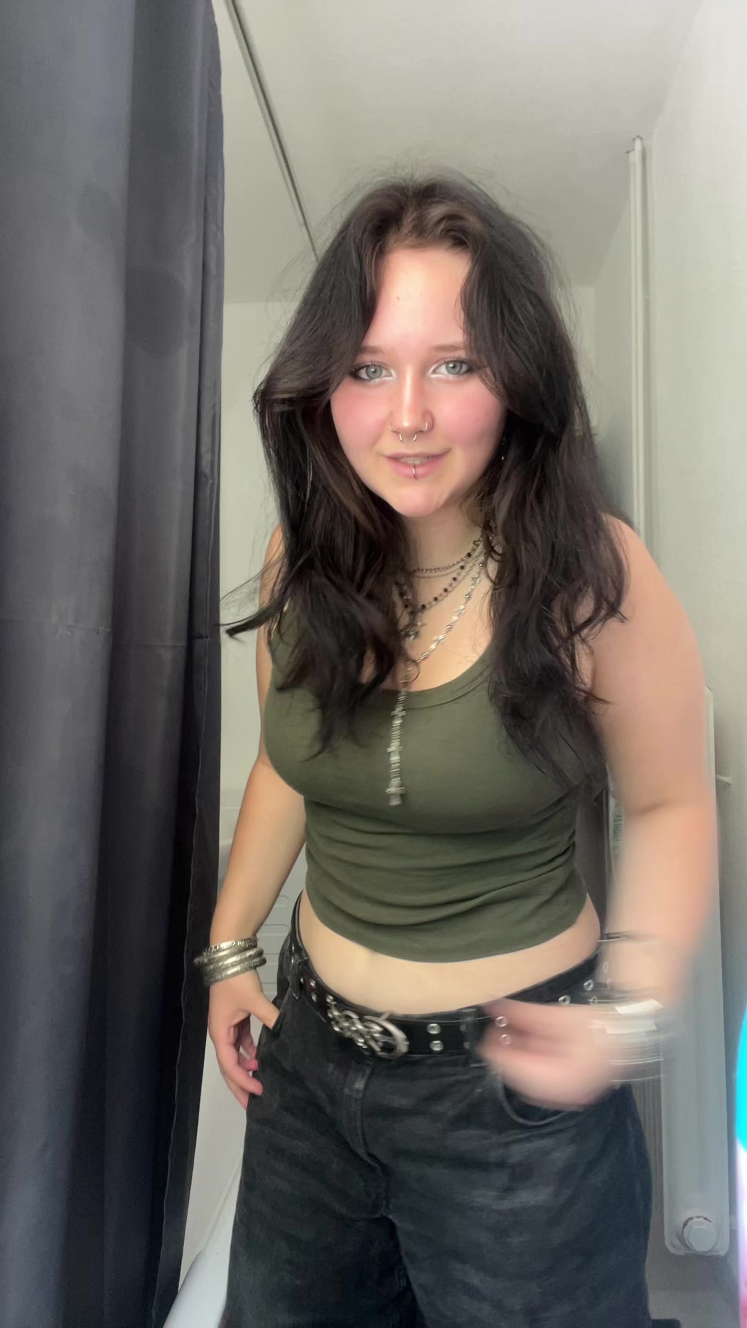 @<3