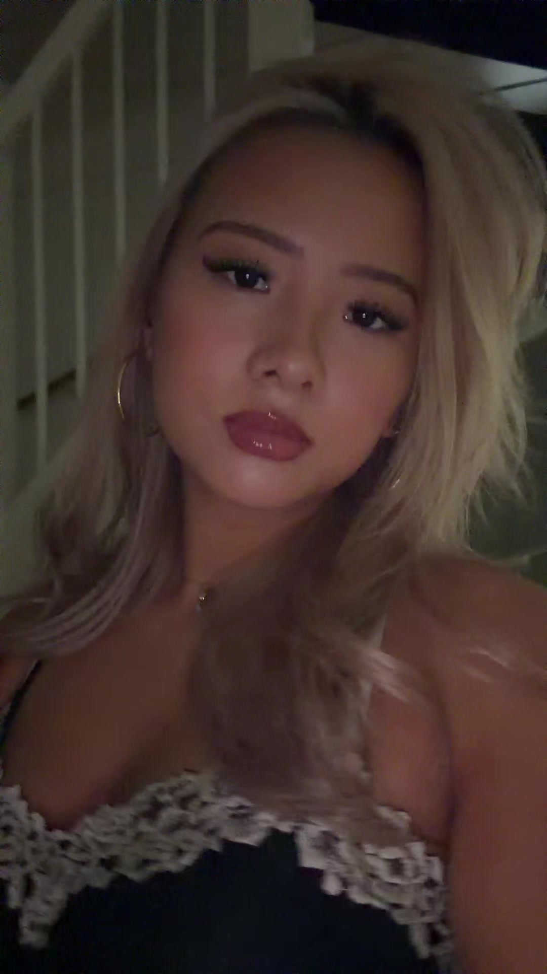 @u