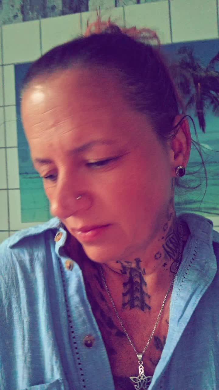 @L&ouml;winmitriesenHerz