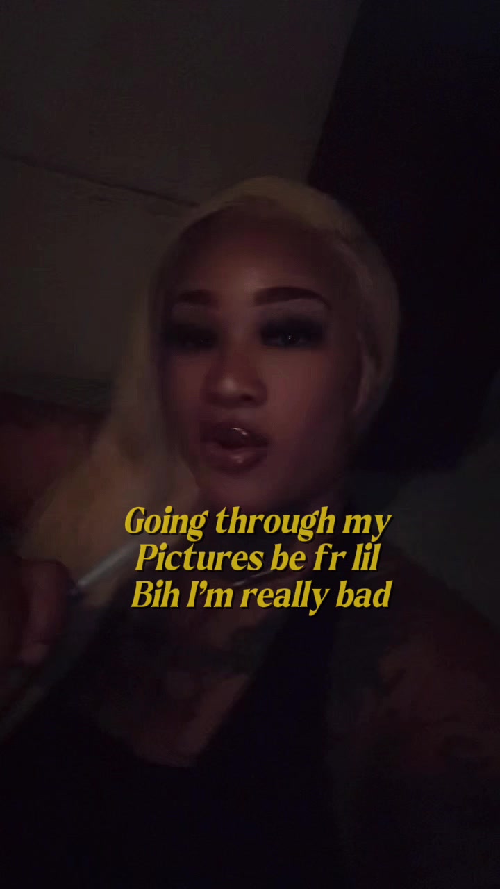 @RosegoldXO