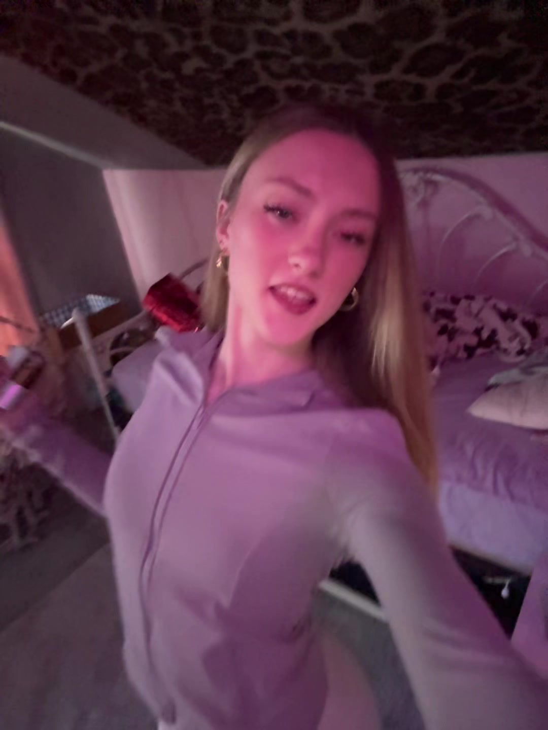 @Ava🩷