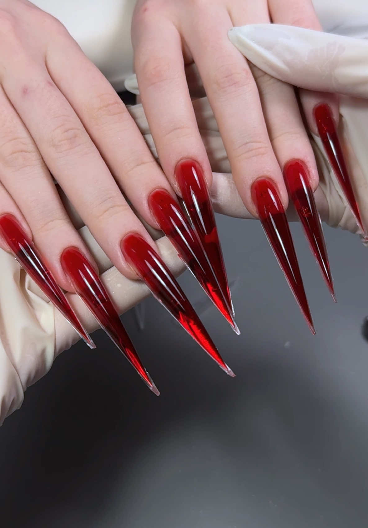 @Vivi | Nail Artist | Stuttgart