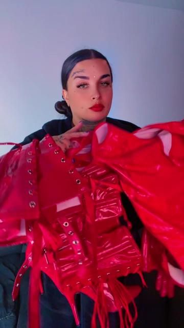 @Mistress Dolly