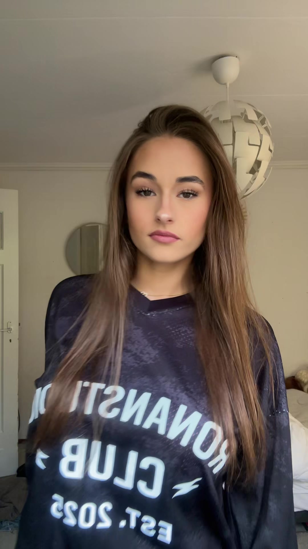 @ℳ𝒶𝒶𝒾𝓀ℯꨄ