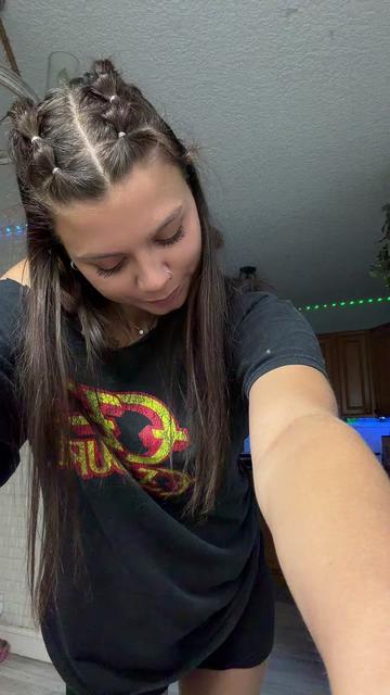 @hazyyemilyyy