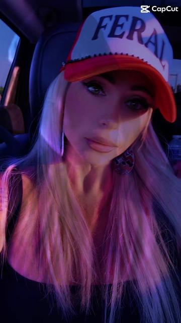 @Savage_blondie38🖤
