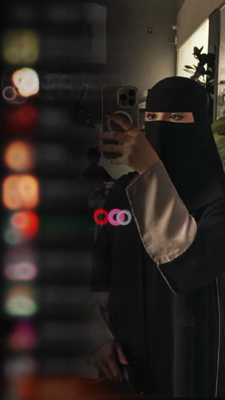 @موني بلوشيه.💙