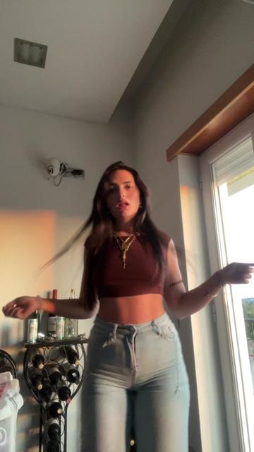 @Carlotxinha