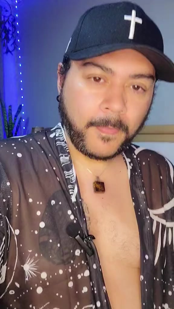 @๐ฆ๐จ๐๐