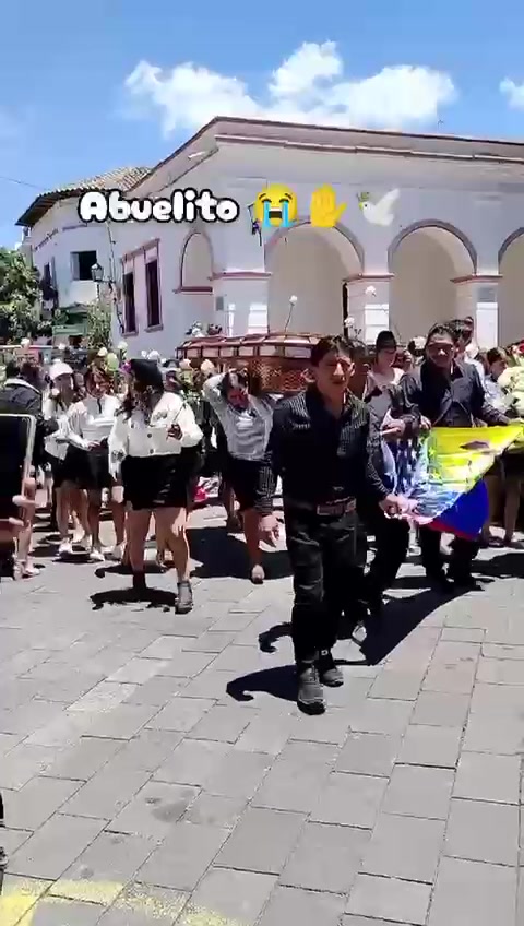 @✦☆𝐯𝐢𝐧𝐢 🎶☆🇪🇨❤️🇧🇴🎙️