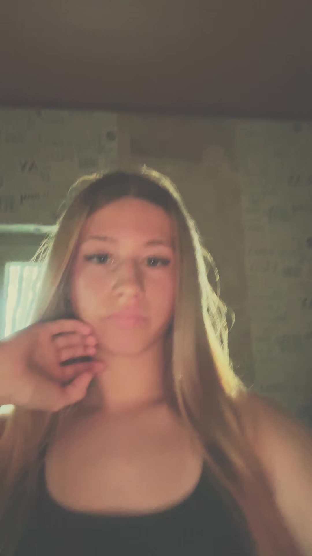 @𝐂𝐞𝐥𝐢𝐧𝐞🦥